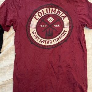 Columbia Men's Burgundy Graphic Tee